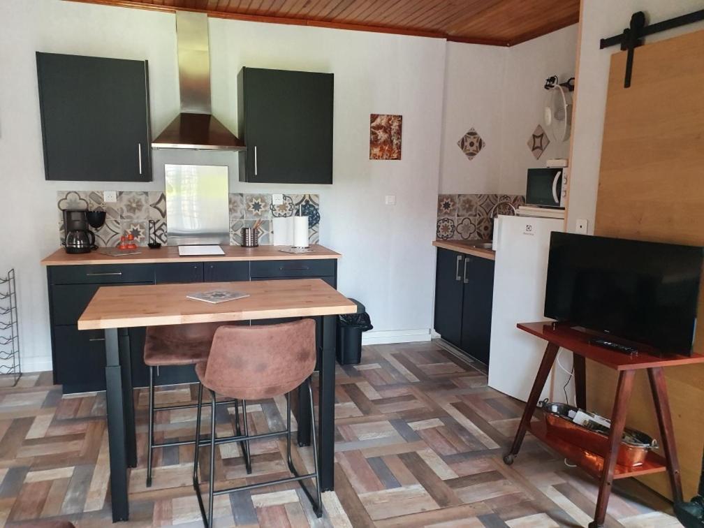 Le Pigeonnier Maison De Caractere Logement 4 Personnes La Maisonnette Renovee Logement 2 Personnes Floirac  ภายนอก รูปภาพ